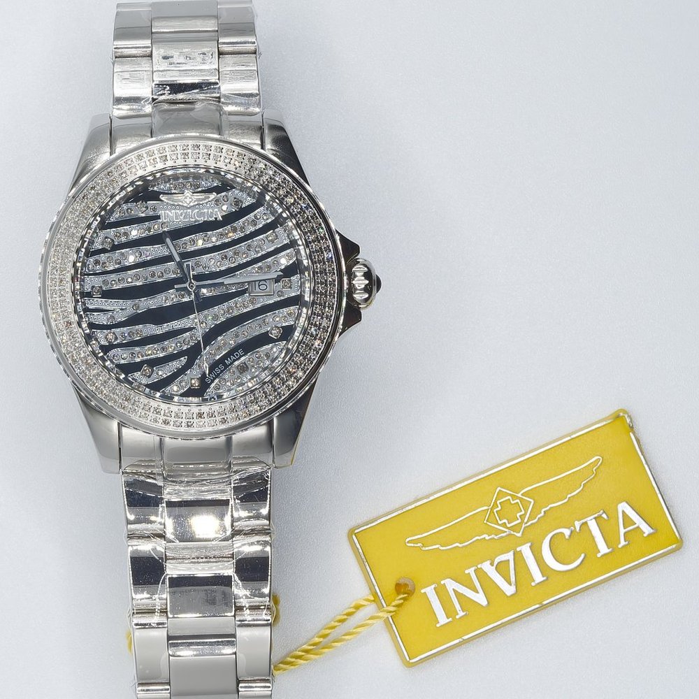 NWT - Diamond Invicta Speedway Men's Watch (Model 19496) Gorgeous.